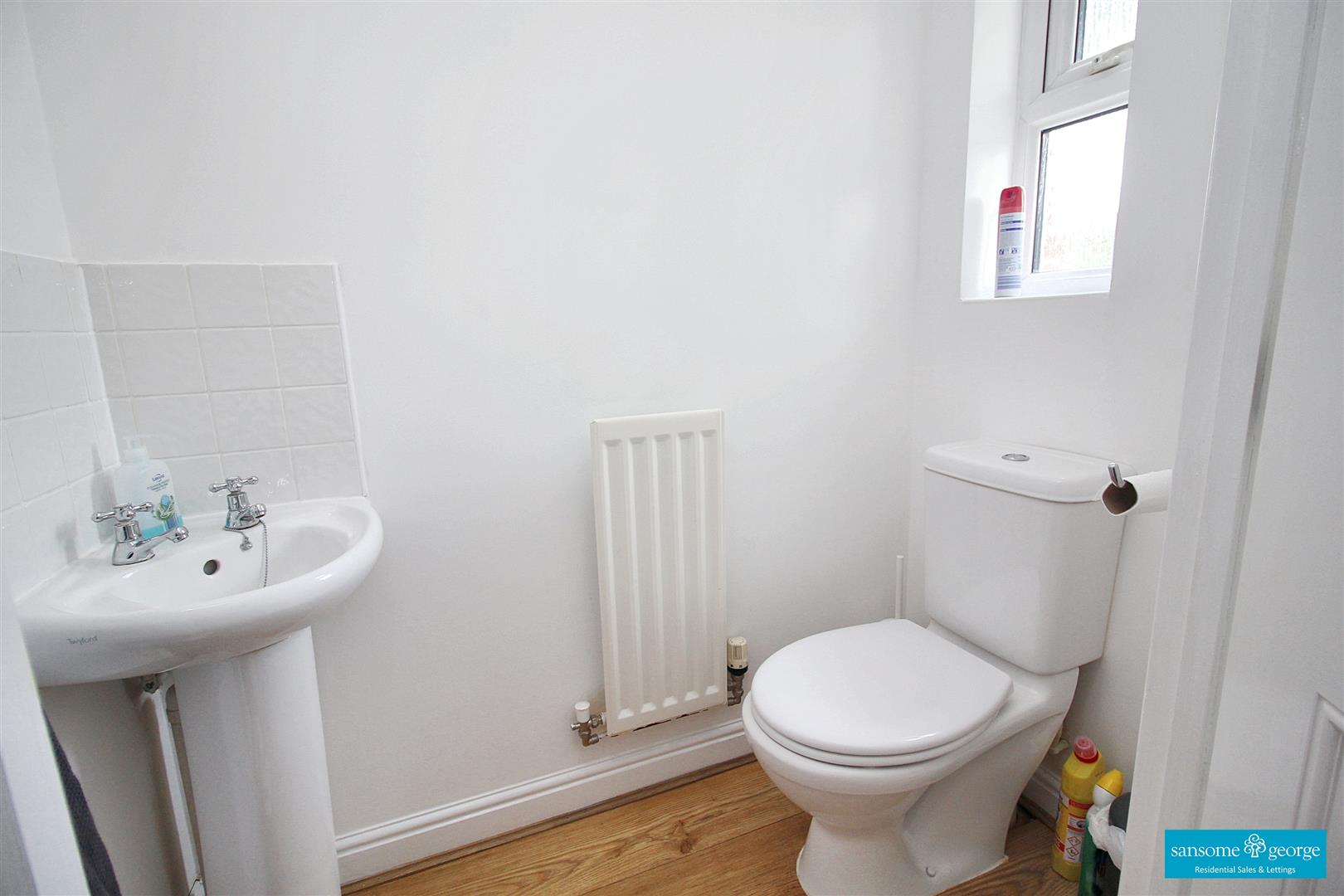 Pryor Close, Tilehurst, Reading